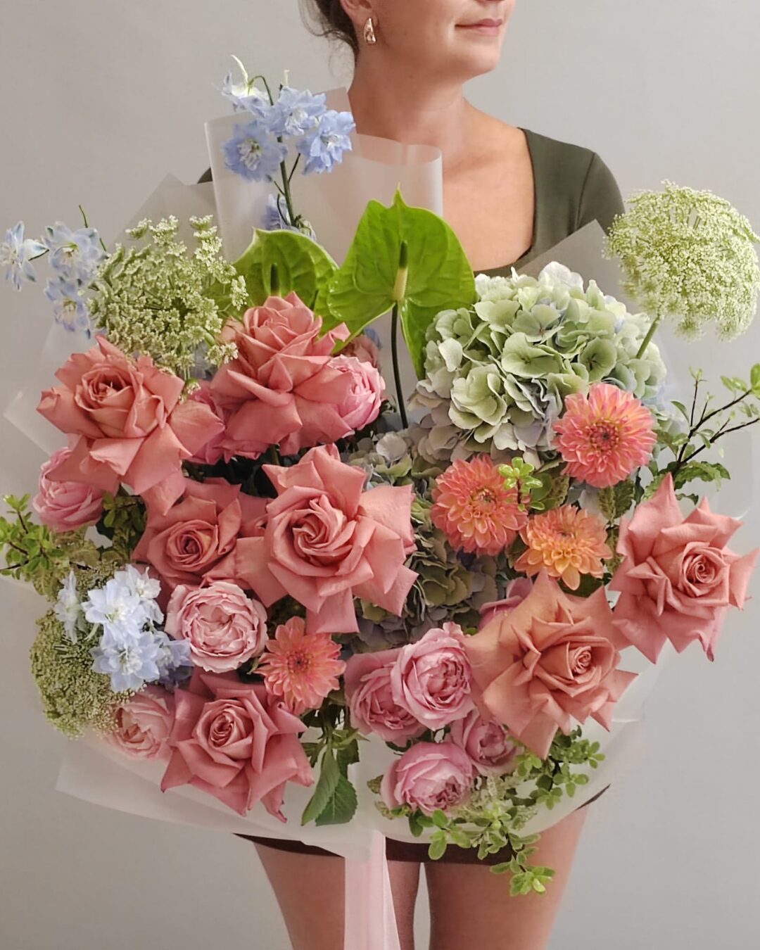 Extravaganter XXL-Blumenstrauß von FLÓRAMI für Hochzeiten in Augsburg